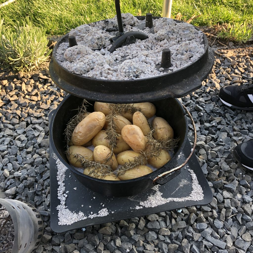Rosmarin-Kartoffeln im Salzbett